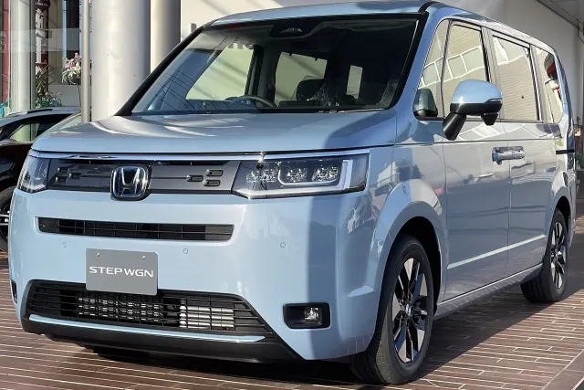 ホンダ ステップワゴン（ステップワゴン e:HEV AIR）